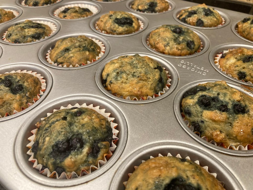banana & wild blueberry breakfast&nbsp;muffins